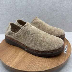 Chaco Reveal Tan Wool Felt Slip On Size 8.5 Gorpcore Cozy Shoes Casual Moc Cabin